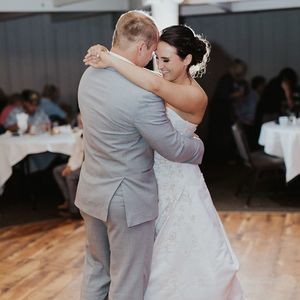 Meet your Posher, Ally